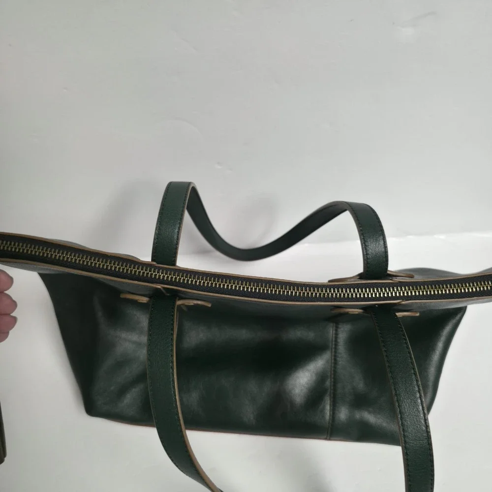 Fossil Felicity Dark Green Leather Tote Shoulder Bag Purse Zip Top Brass Studs